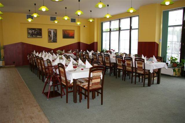 Pension U Svateho Jana Hradec Králové エクステリア 写真